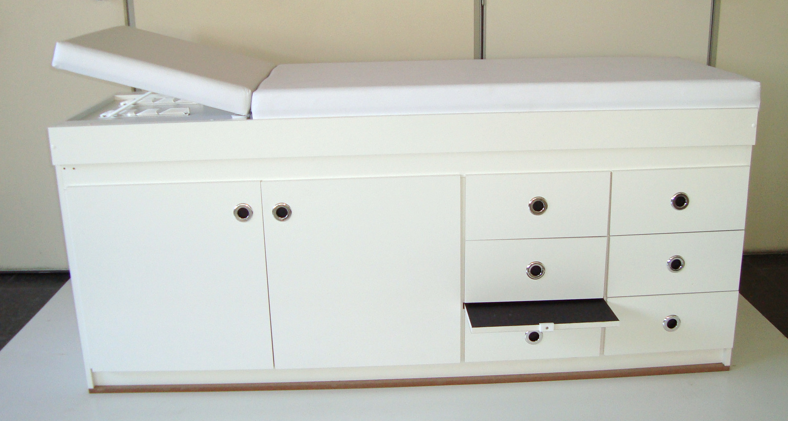 Divã Clínico com Gabinete